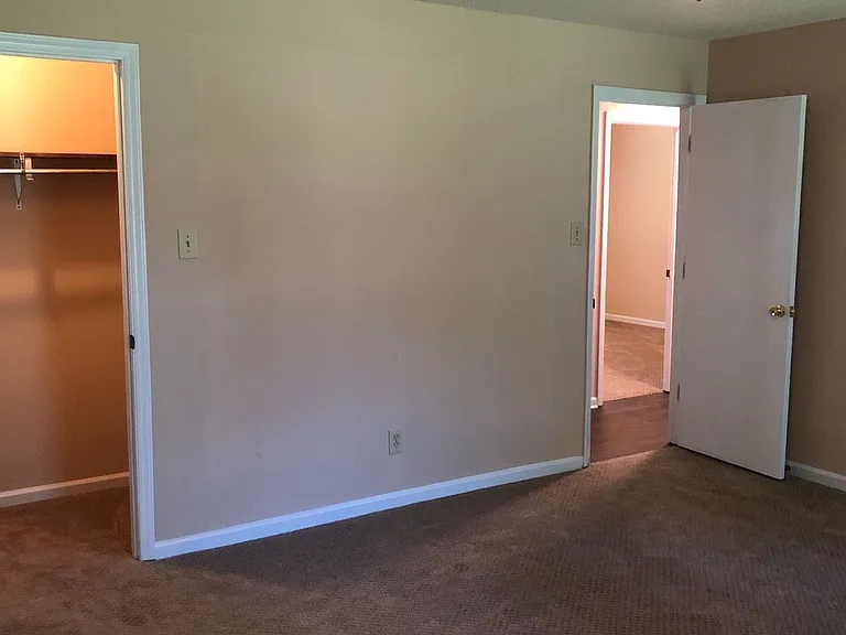 2260 Terrell Pl — Photo 17