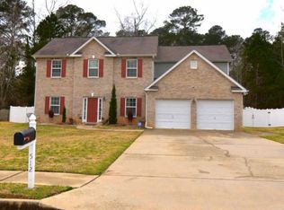 512 Gristmill Ln, Hampton, GA 30228