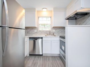 134 E3college Hwy #E3, Southampton, MA 01073