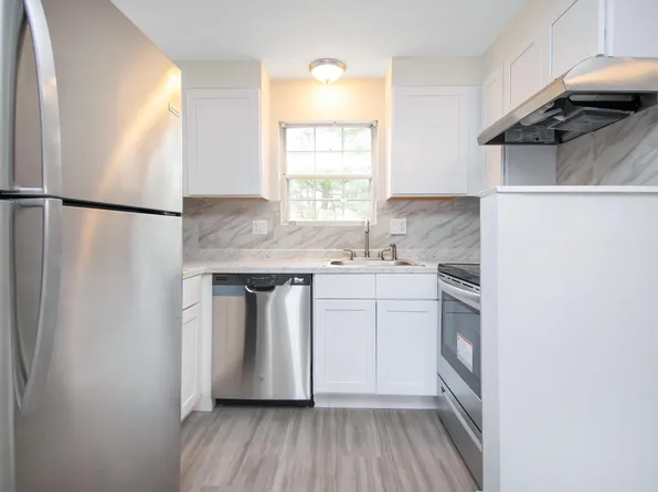 134 E3college Hwy #E3, Southampton, MA 01073