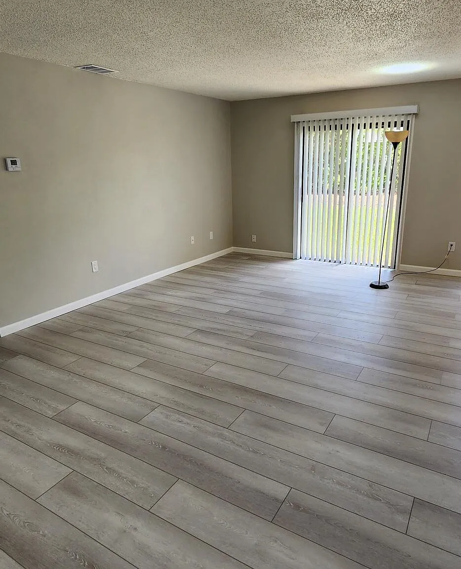 2 bed, 1.0 bath, 904 sqft, $1,650 — Photo 3