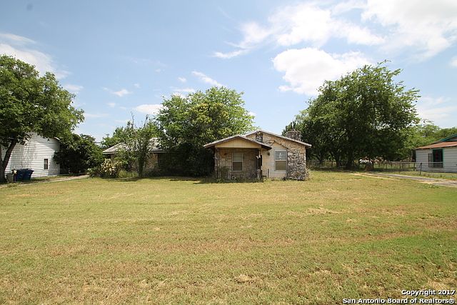 1st image of 858 Gillette Blvd