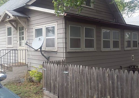 5th image of 324 N Maple St
