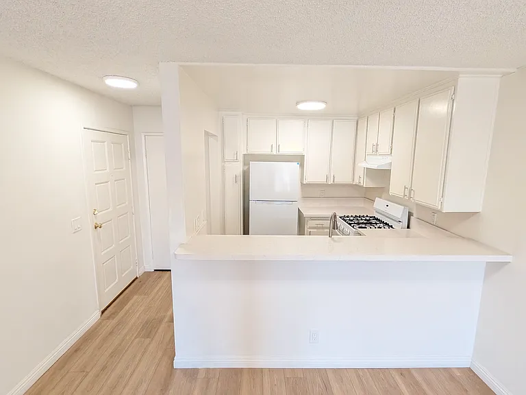 3678 Motor Ave #103 — Photo 8