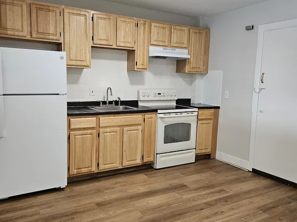 700 Cummins Hwy, Mattapan, MA