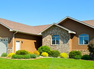 3531 12th Ave NW, Watertown, SD 57201