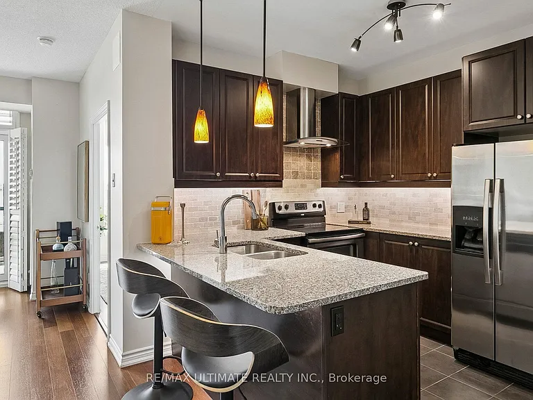 1135 Royal York Rd #501 — Photo 7
