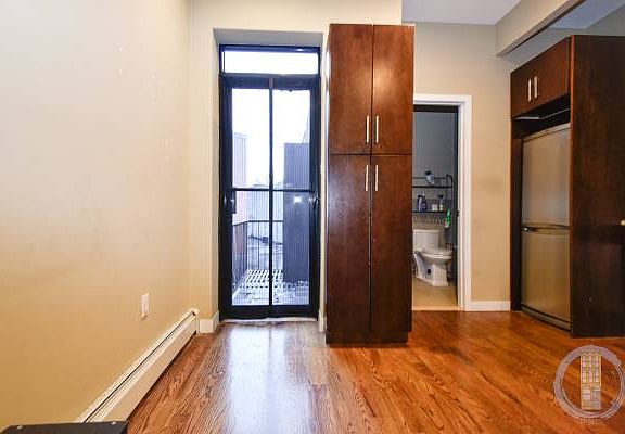 5th image of 2586 Bedford Ave #F3