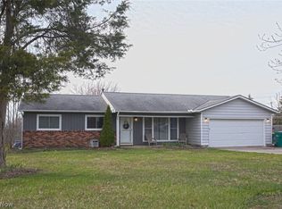 9839 Johnnycake Ridge Rd, Concord Township, OH 44060