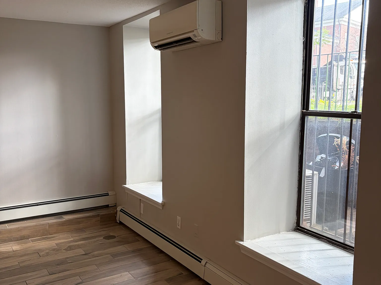 1 bed, 656 sqft, $1,675 — Photo 4