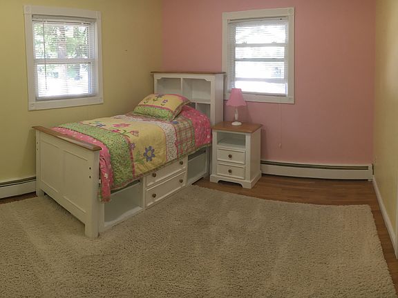 12' x11' Bedroom