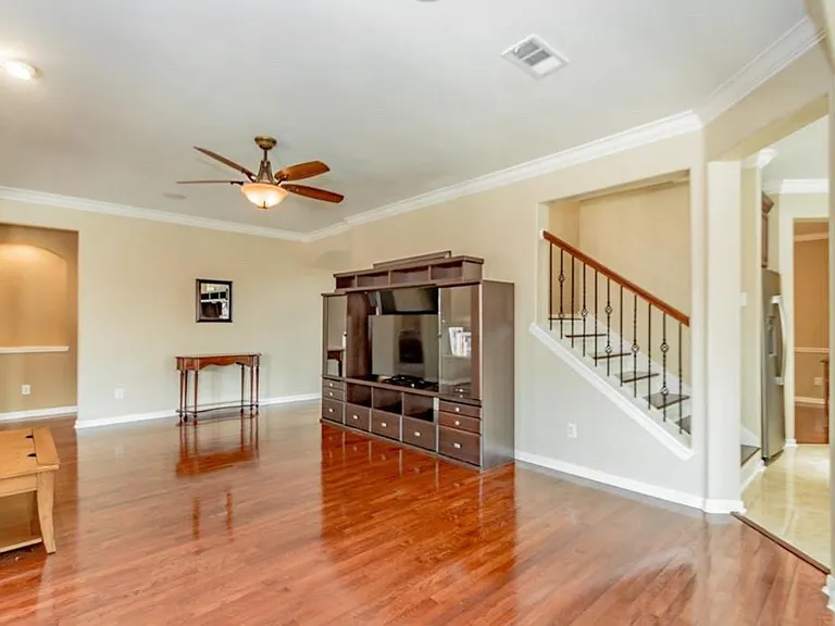 303 N Elder Grove Dr — Photo 7