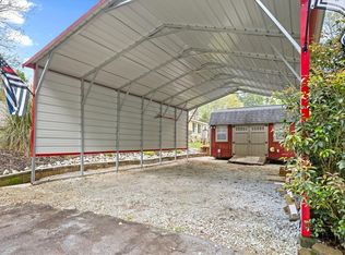 219 Newbury Cir, Westminster, SC 29693