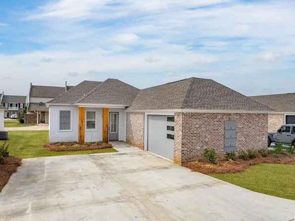 105 Lauren Grace Cir, Sterlington, LA 71280