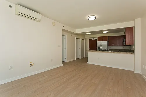 909 Kapiolani Blvd #2407 Photo 1