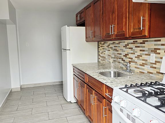 2nd image of 2506 87th St Floor 1