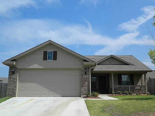 1st image of 2721 NW 186th Ter