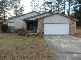 7160 Hania Dr, Fairburn, GA 30213