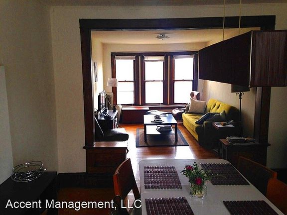 3rd image of 916 E Gorham St #7089038