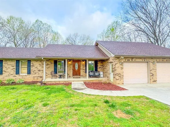 52 Wesley Dr, Greensburg, KY 42743