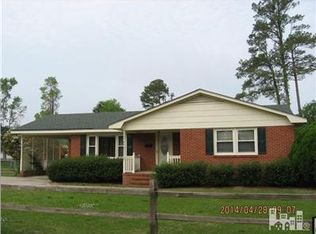 704 Valparaiso St, Wallace, NC 28466