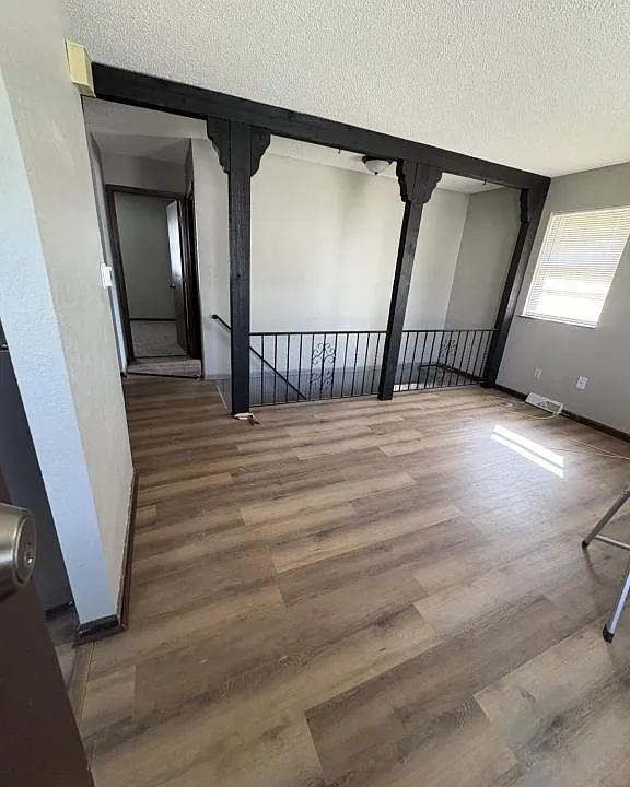 339 N Downey Ave