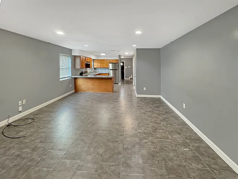 2603 Panama St — Photo 2
