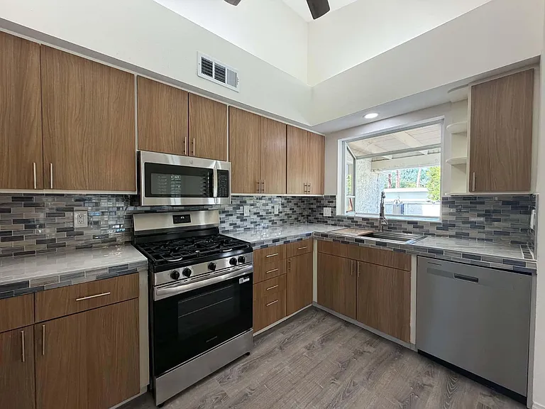 70451 Cobb Rd — Photo 7