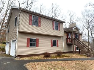 4132 Winchester Way, Bushkill, PA 18324