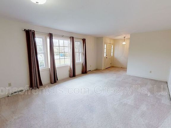 2nd image of 4 Del Norte Ct