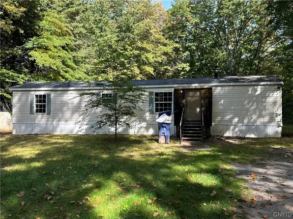 3525 Oswego Rd, Blossvale, NY 13308