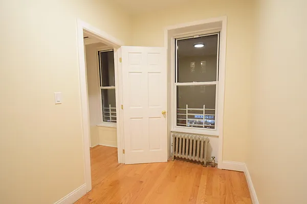 Rented by Rolling Stone Realty LLC | media 7