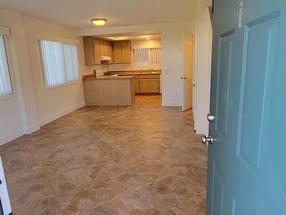 2nd image of 28927 Calle Del Lago APT D
