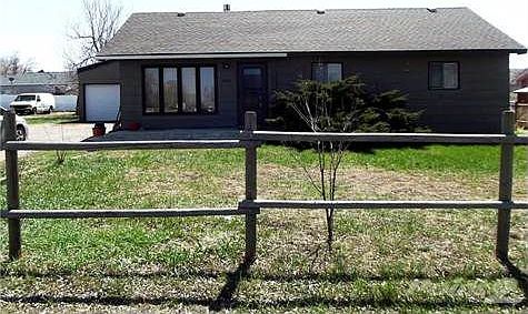 1st image of 2914 Becraft Ln