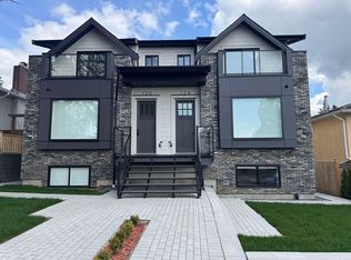 128 Grosvenor Ave N, Burnaby, BC