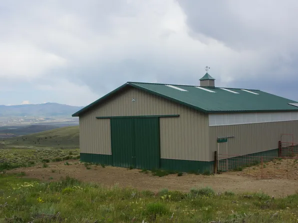 1112 GCR 19, Kremmling, CO 80459