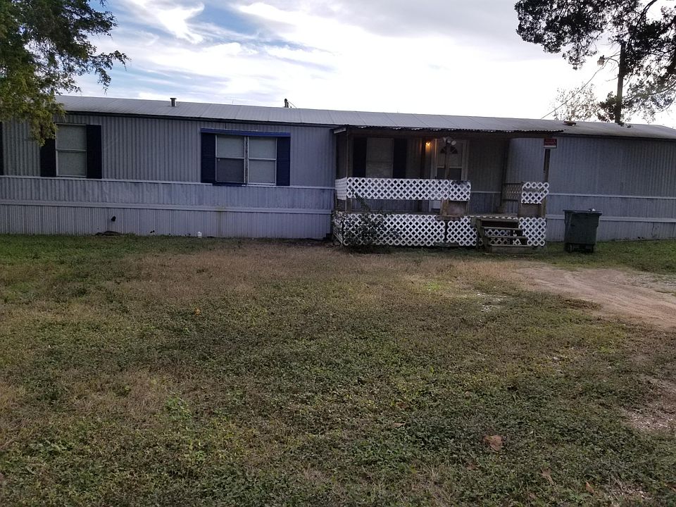 1st image of 4011 Lakeside Pvt Dr