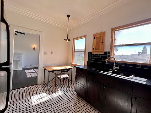2nd image of 535 N Alexandria Ave APT 205