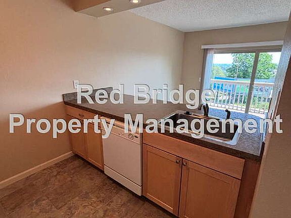 4th image of 4314 SW View Point Ter #3
