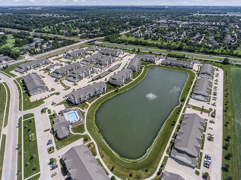 Windsor West | Specials Available — Photo 6