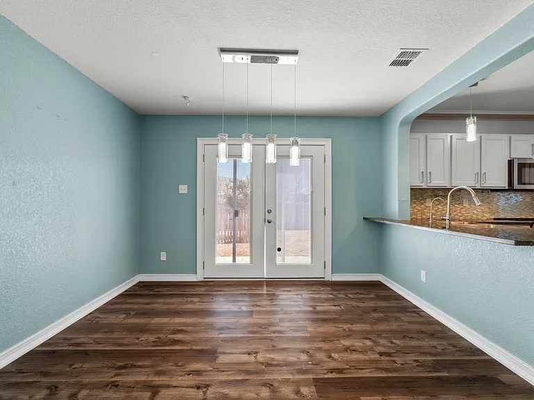 3814 Flyer Vis — Photo 11