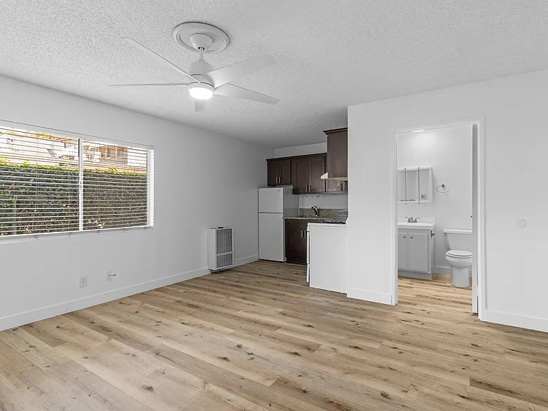 730 Magnolia Avenue — Photo 37