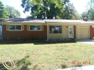 35443 Elmira St, Livonia, MI 48150