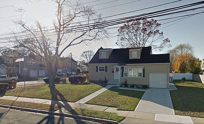 1st image of 893 N Central Ave