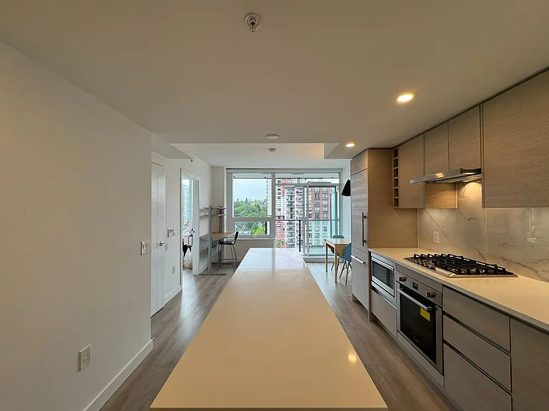 823 Carnarvon St #1803 — Photo 2