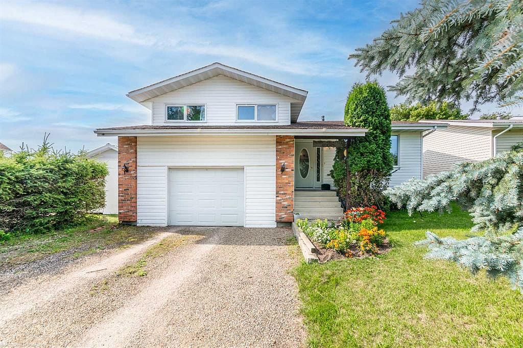 448 N 3rd Ave E, Saint Walburg, SK S0M 2T0 MLS A2065451 Zillow