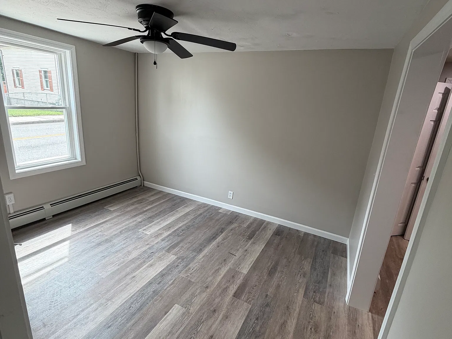 2 bed, 780 sqft, $1,700 — Photo 4