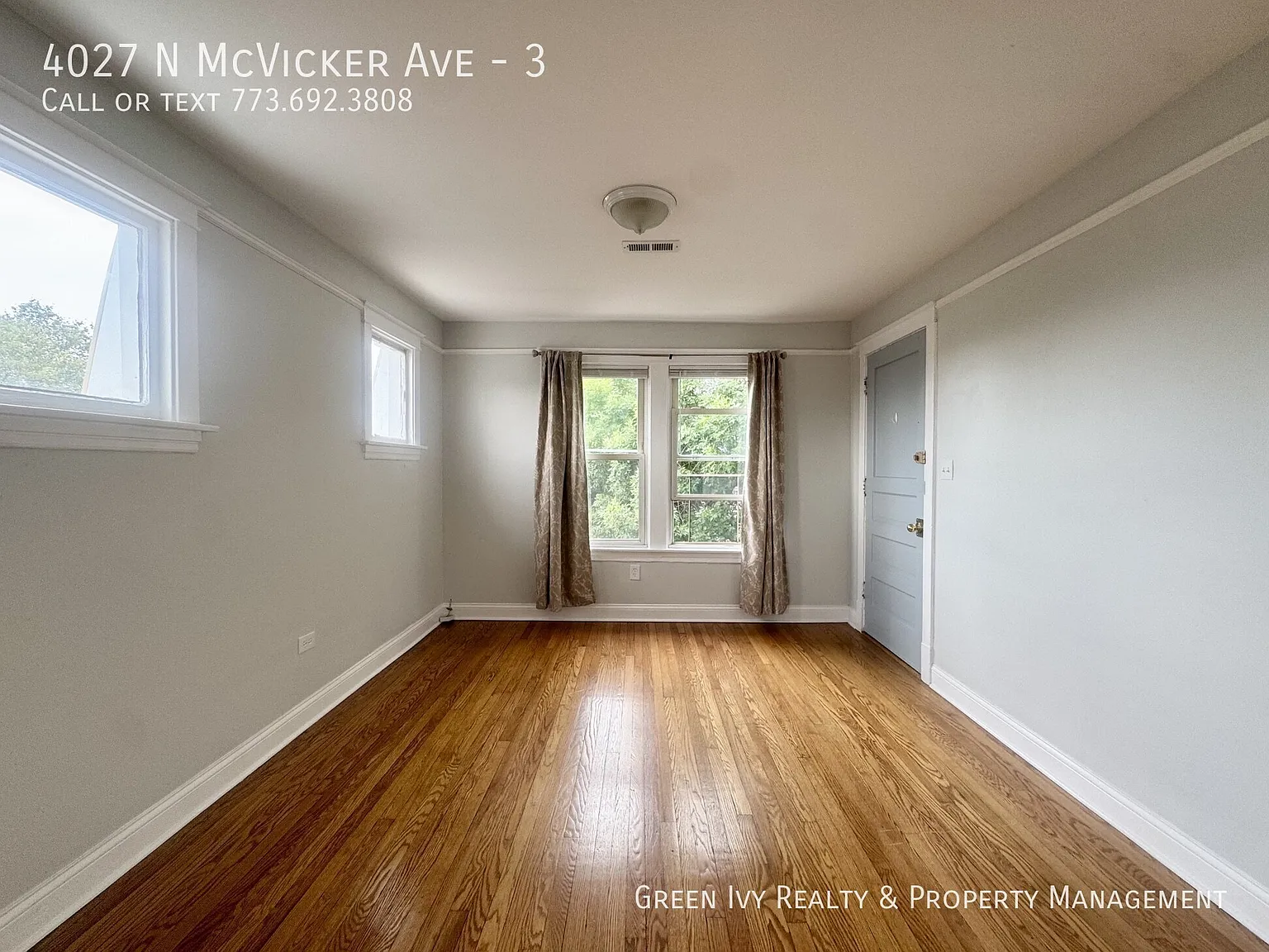 Top Floor 2 Bed 1 Bath Steps from Portage Park! — Photo 3