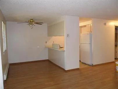 3318 Willow Ct SE — Photo 1