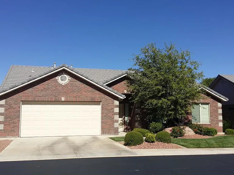 1730 W Stonebridge Dr #13 — Photo 2